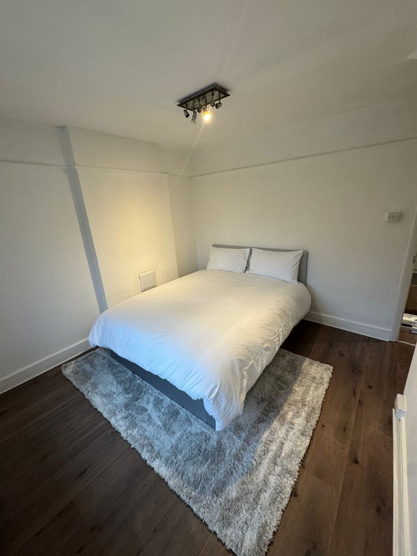 House Turner Avenue in Greater London