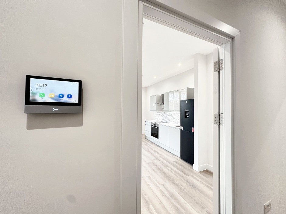 Flat Cowley Business Park in Greater London