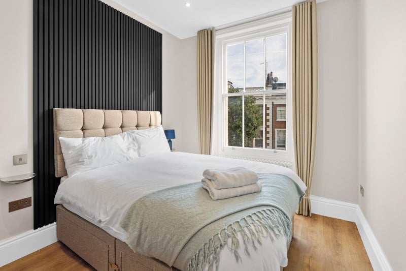 Room Old Brompton Road in Greater London