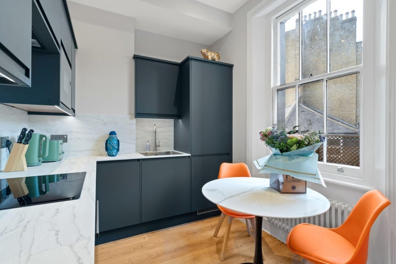 Room Old Brompton Road in Greater London
