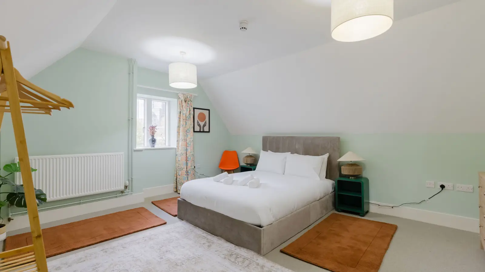 Flat Wentworth Street in Greater London
