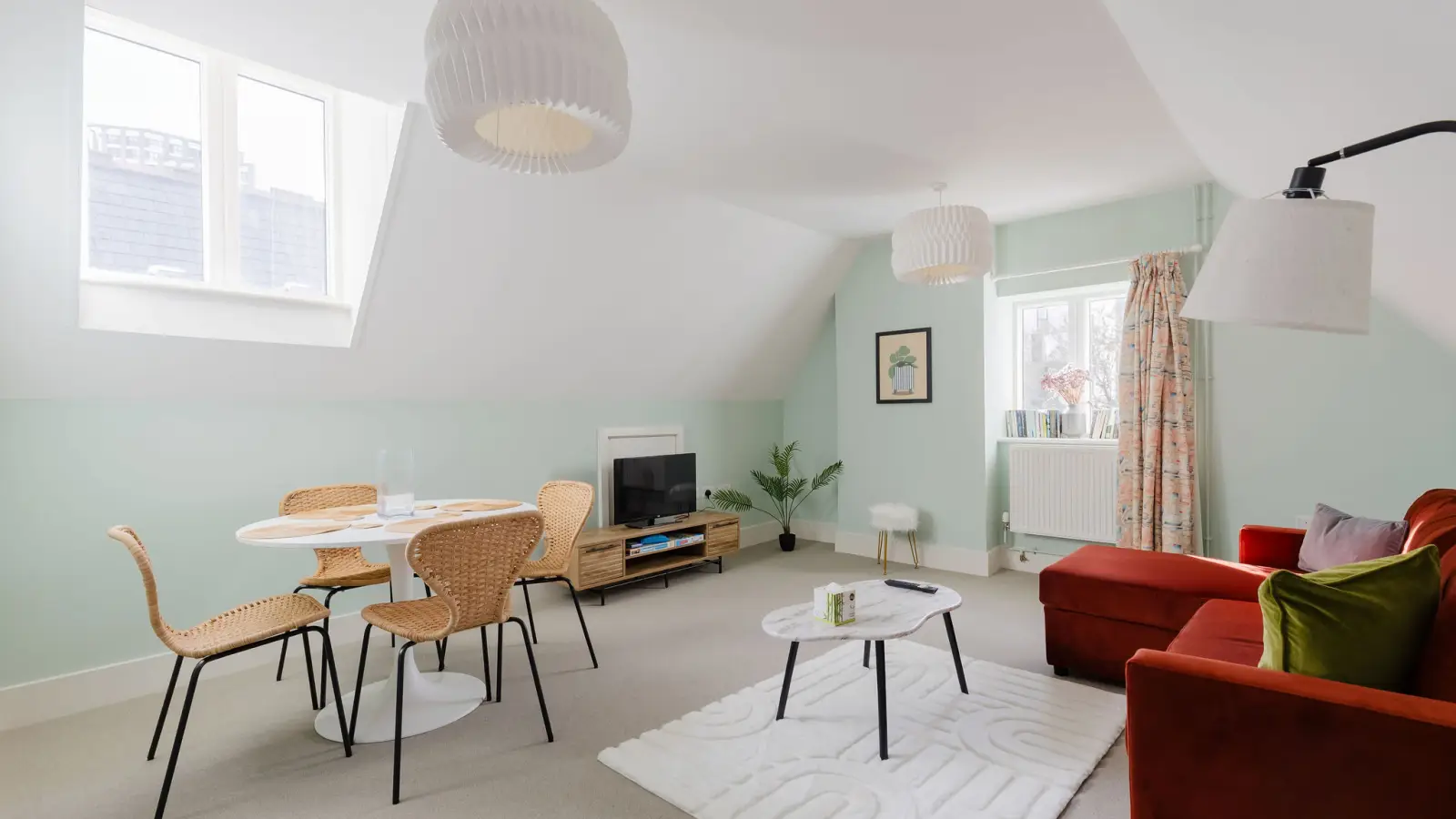 Flat Wentworth Street in Greater London