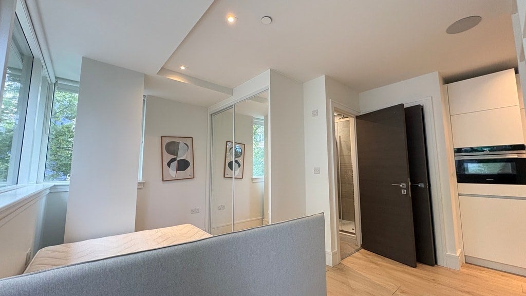 Flat Humphry Repton Lane in Greater London