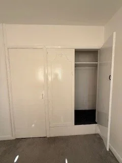 Room Mitchell Way in Greater London