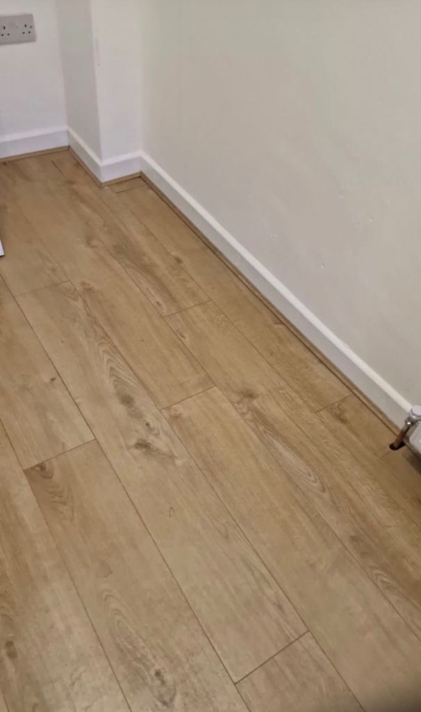 Room Mersham Drive in Greater London