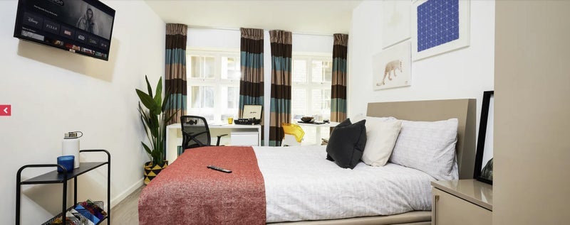 Room Dale Street in Liverpool