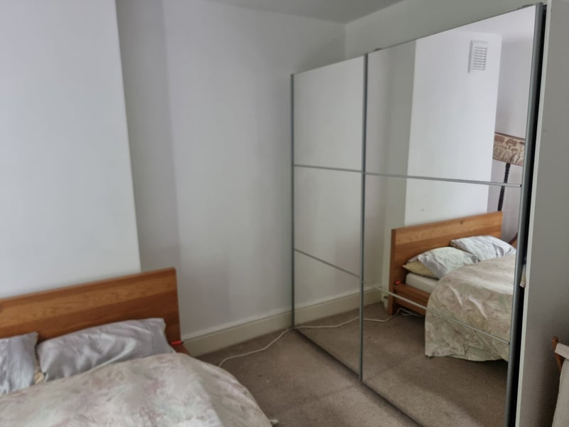 Room Lee High Road in Greater London
