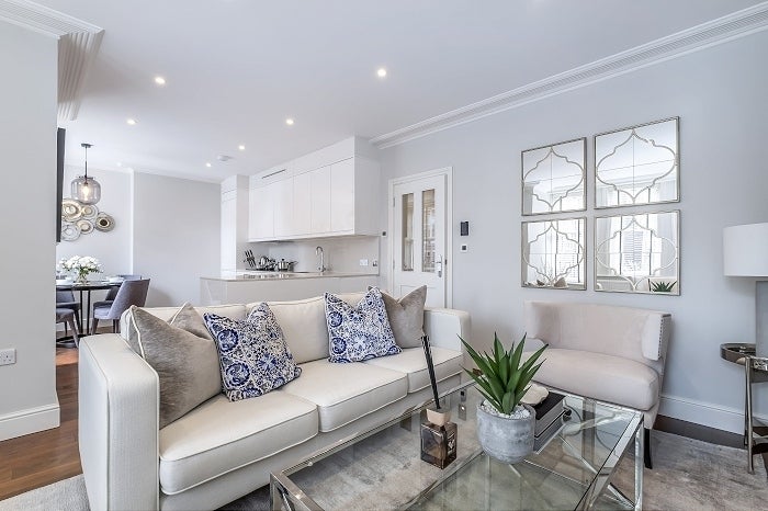 Flat King Street in Greater London