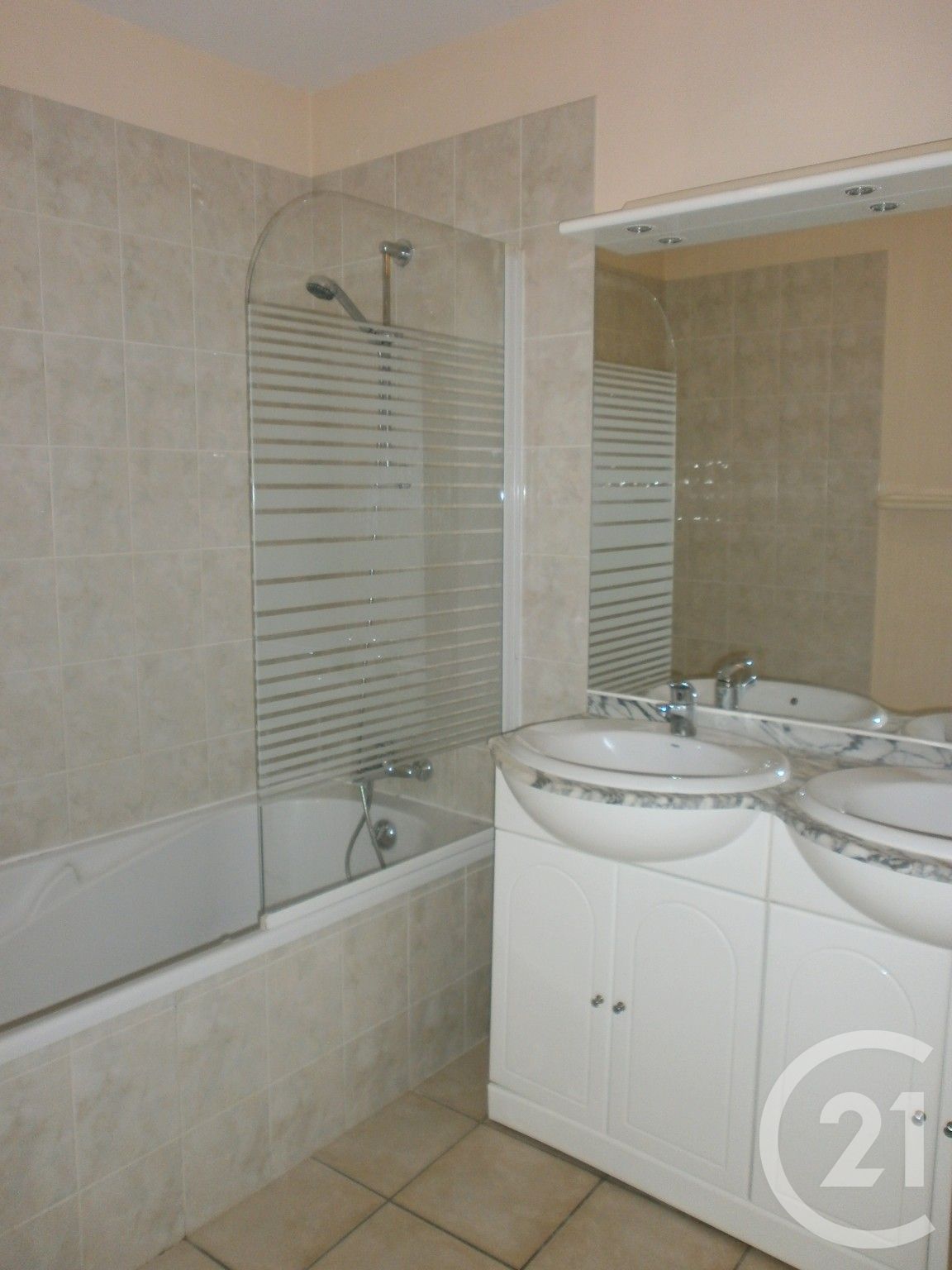 Appartement Place de la République à Pézenas