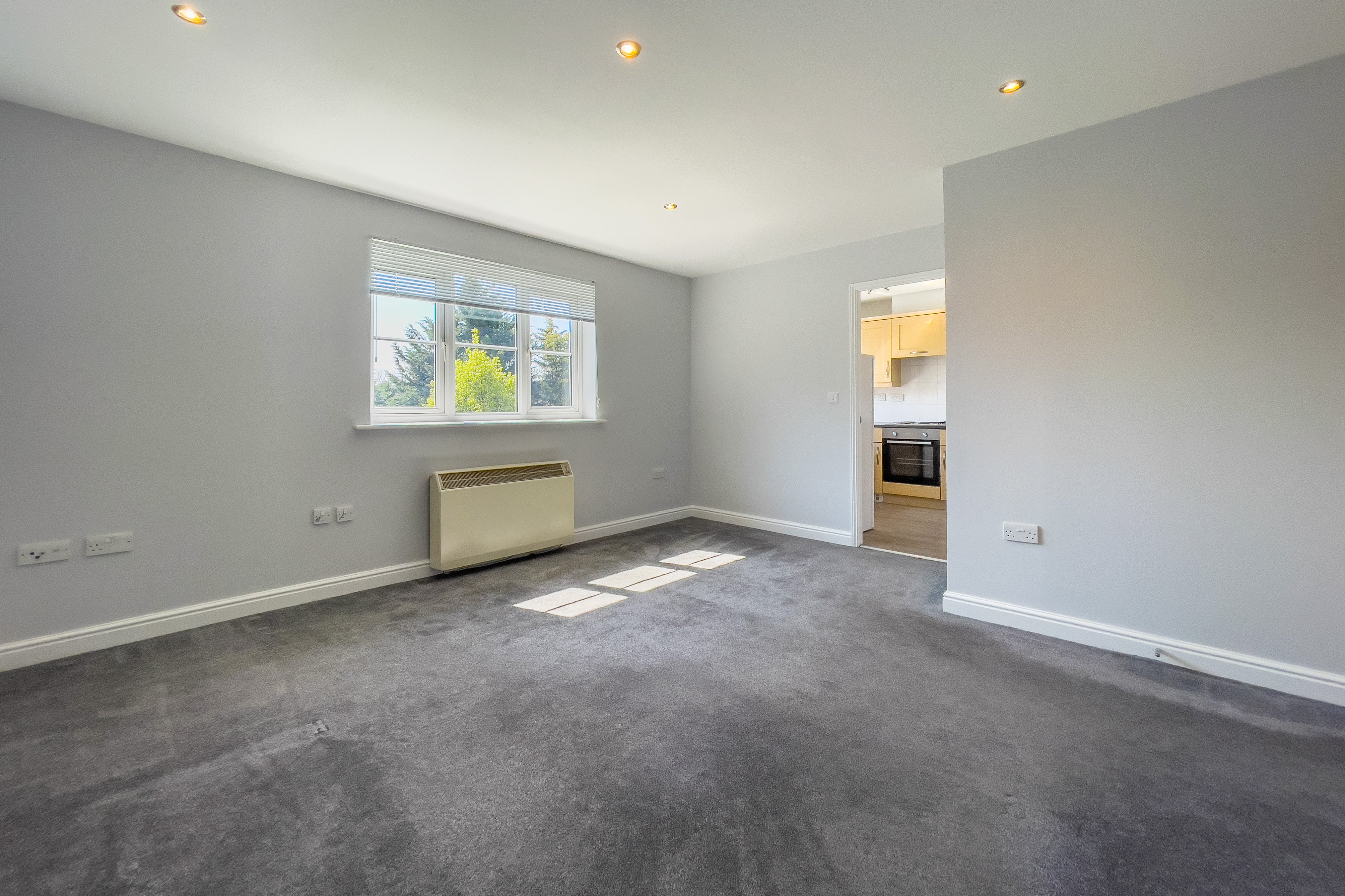 Flat Sherriff Close in Elmbridge