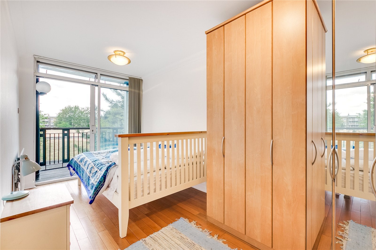 Flat Pentonville Road in Greater London