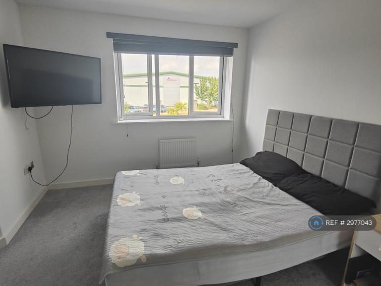 Room Packington Road in Derby