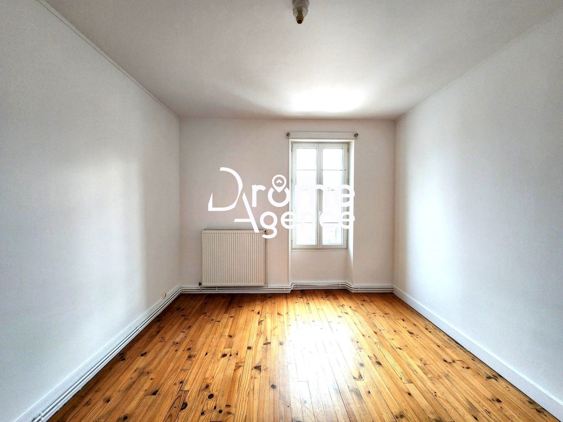 Appartement Rue des Vignes à Saint-Marcel-lès-Valence