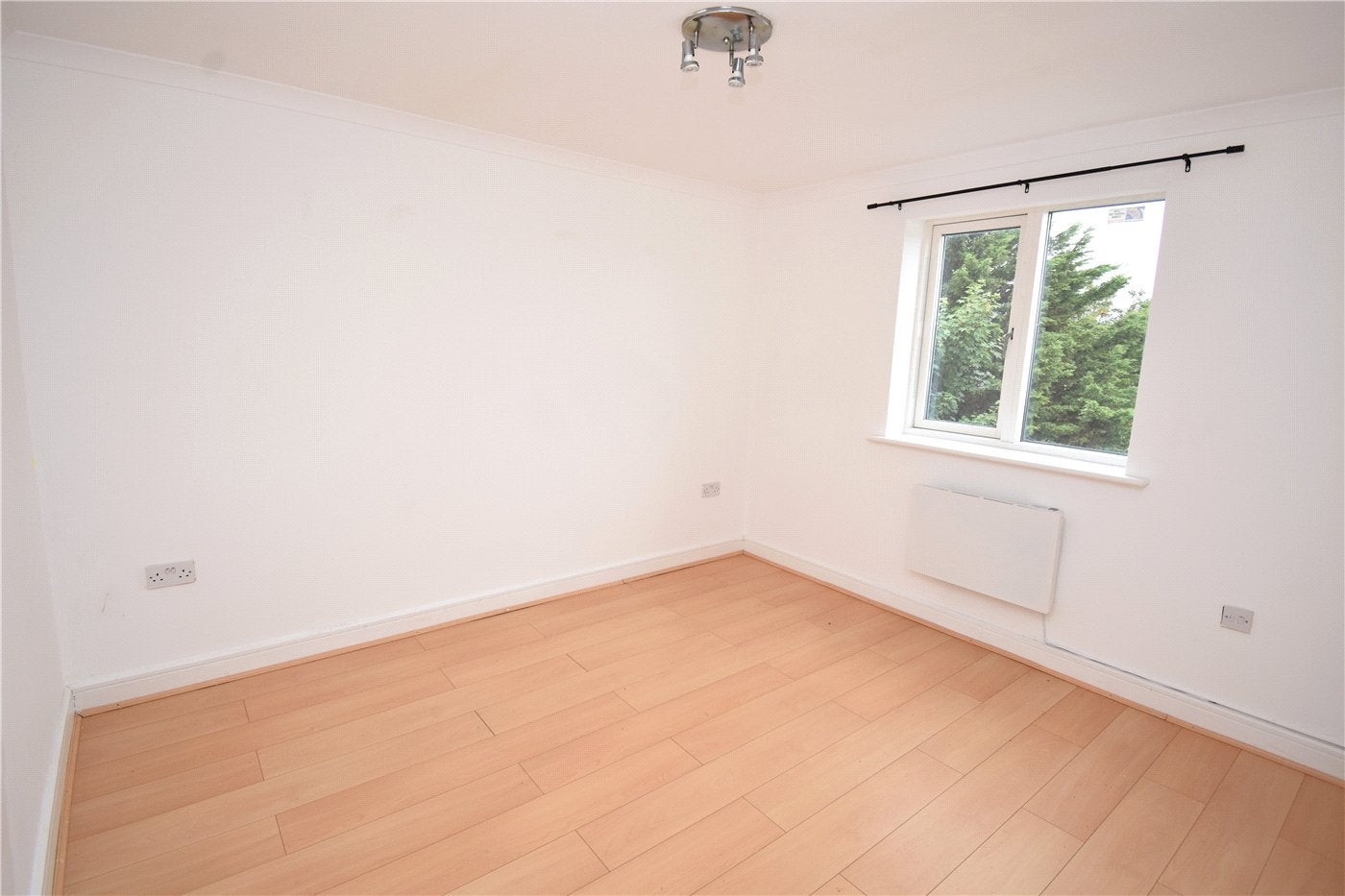 Flat The Summit in Wallasey
