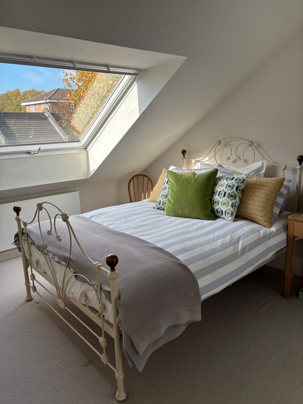 Room Beaumont Road in Greater London