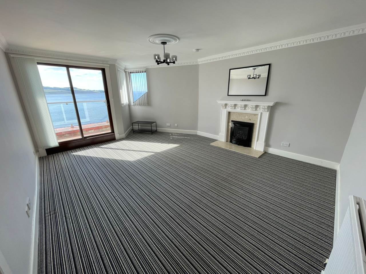 Flat Douglas Terrace in Dundee