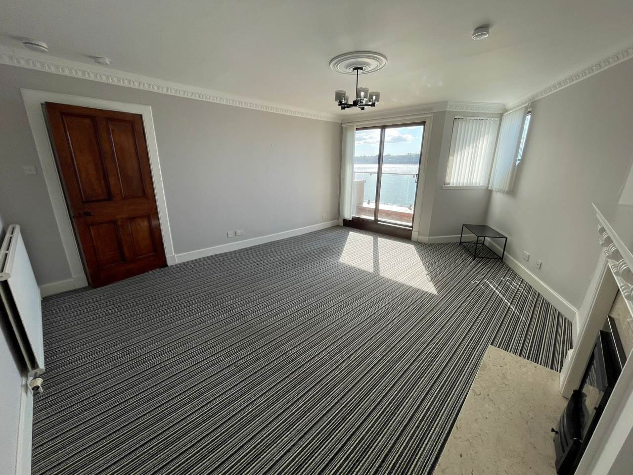 Flat Douglas Terrace in Dundee