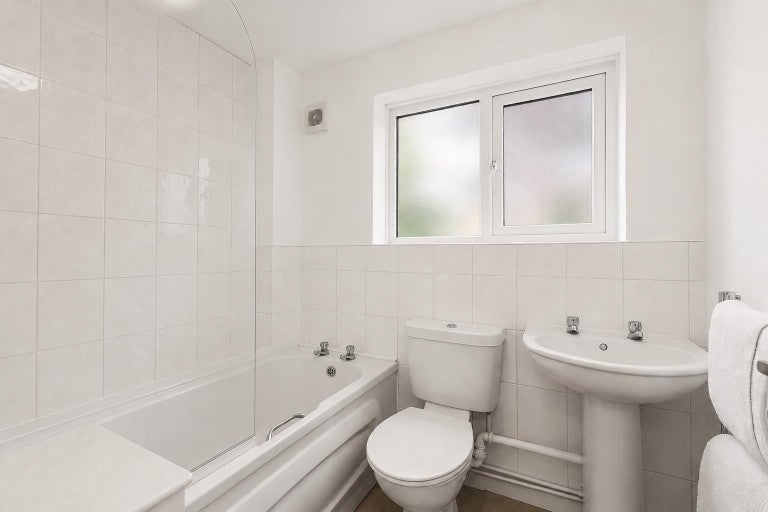 Flat Banbury Road in Stratford-on-Avon