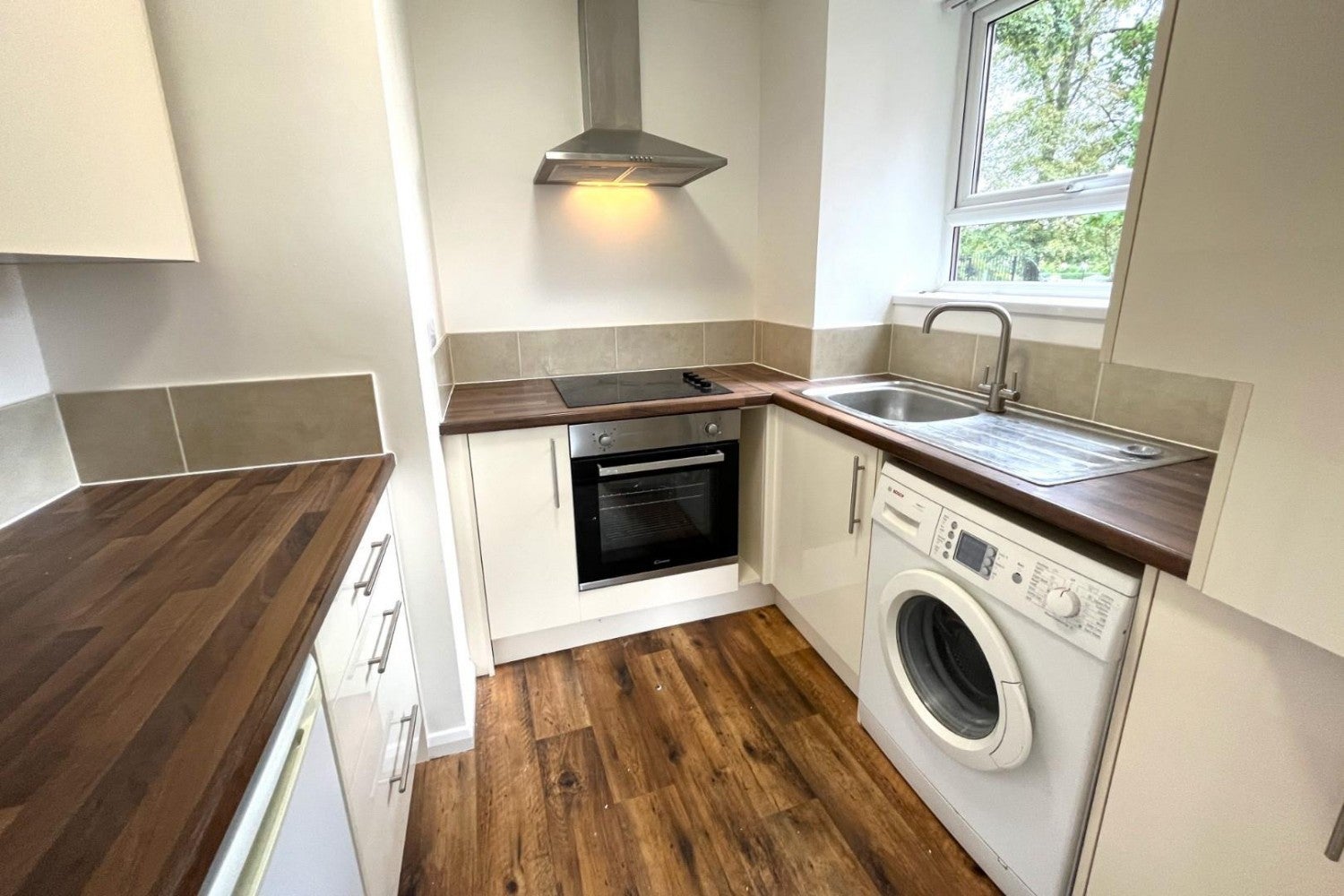 Flat Montagu Court in Leeds