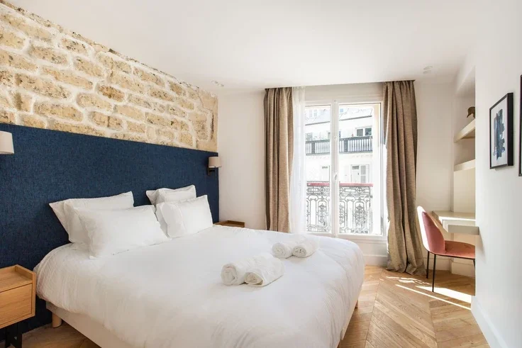 Flat Place Gustave Toudouze in Paris