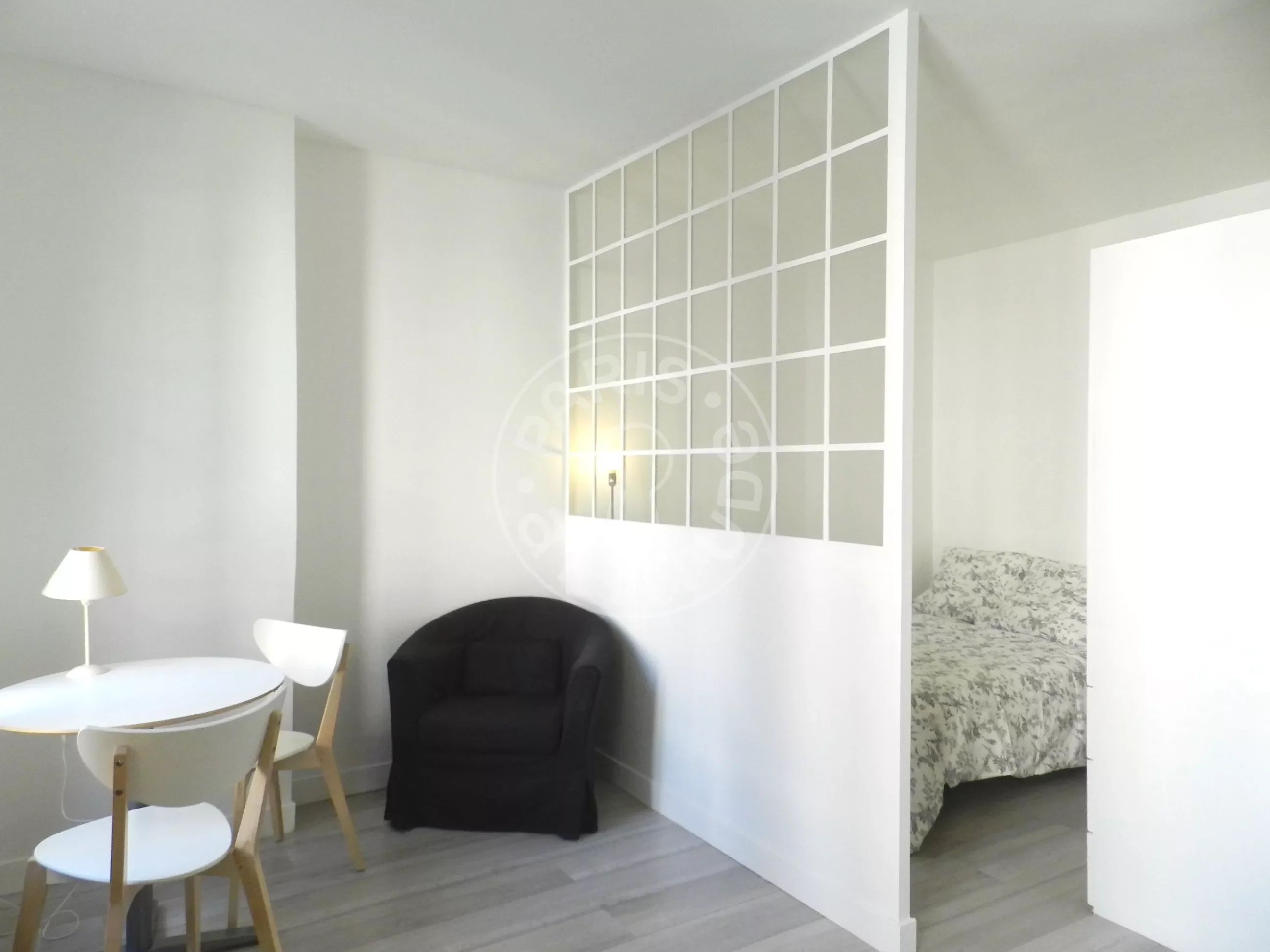 Flat Rue Nicolet in Paris