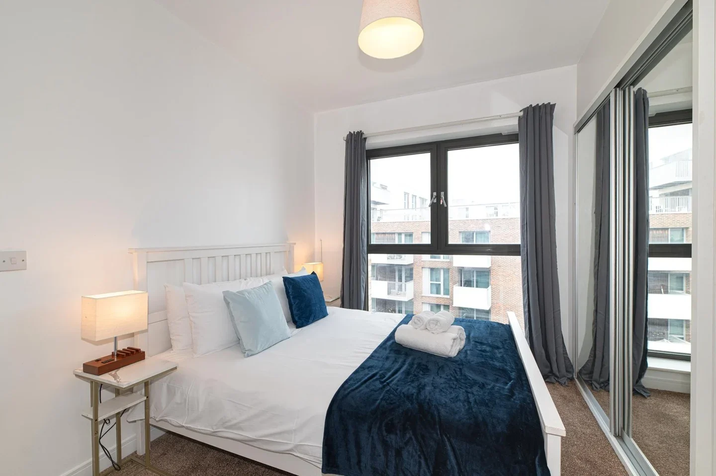 Flat Bramwell Way in Greater London