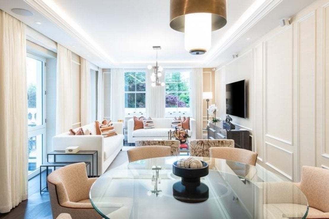 Flat Prince of Wales Terrace in Greater London