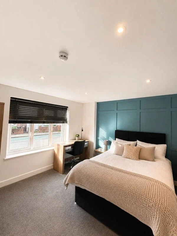 Room Lower Derby Road in Portsmouth