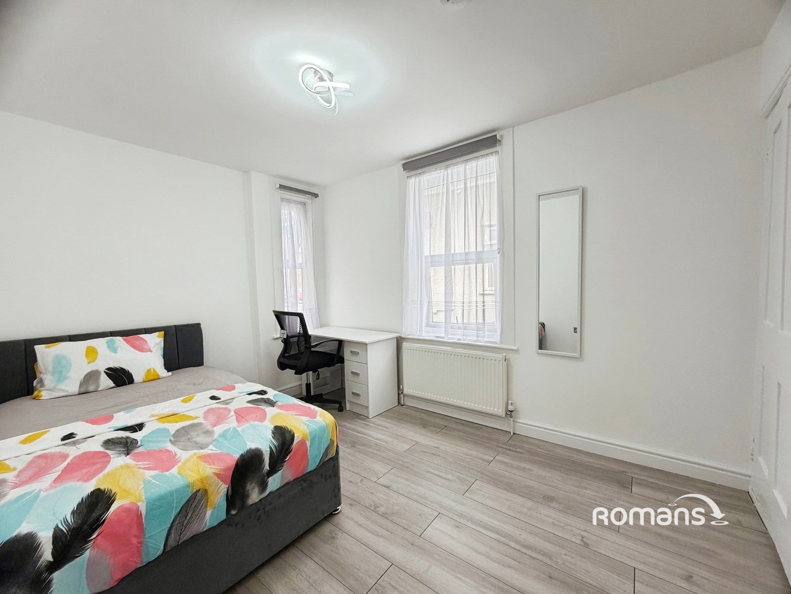 Flat Hughenden Road in High Wycombe