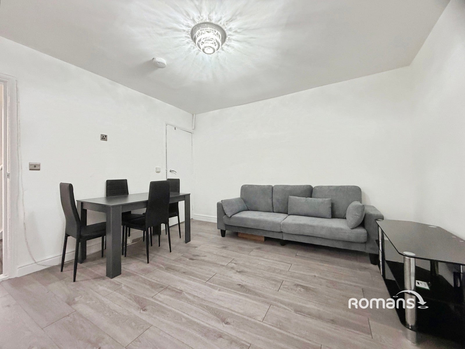 Flat Hughenden Road in High Wycombe