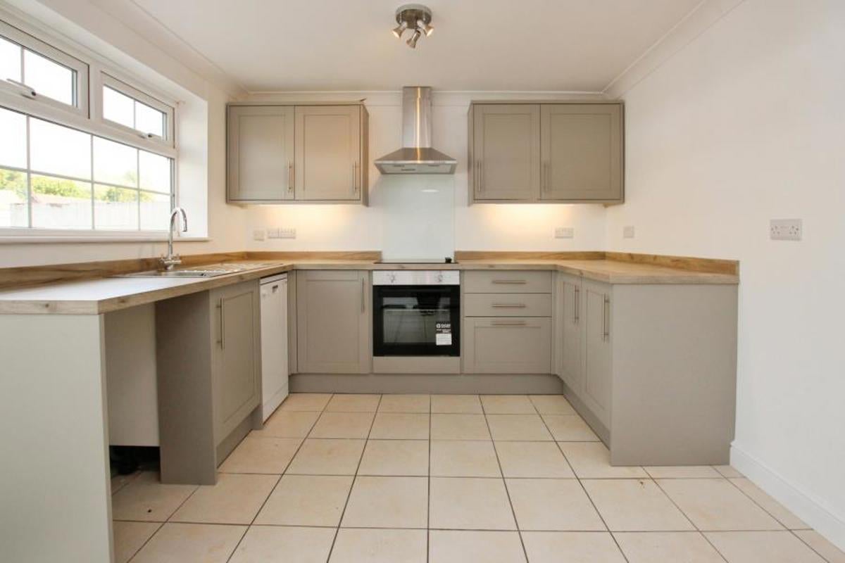 House Elm Close in Stoke Gifford