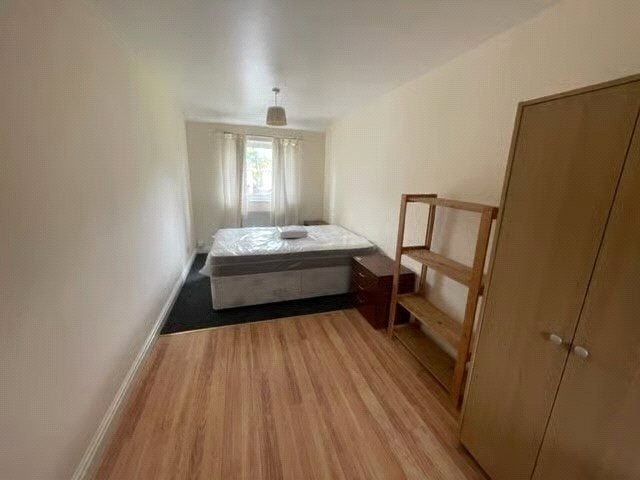 Room Ivy Avenue in Bath
