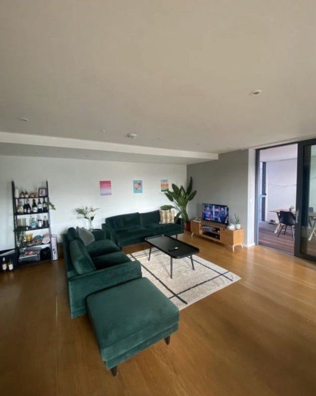 Room Honour Lea Avenue in Greater London
