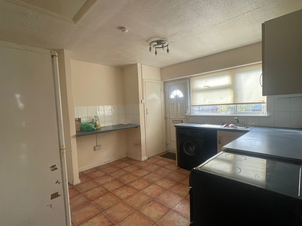Flat Lodge Lane in Grays