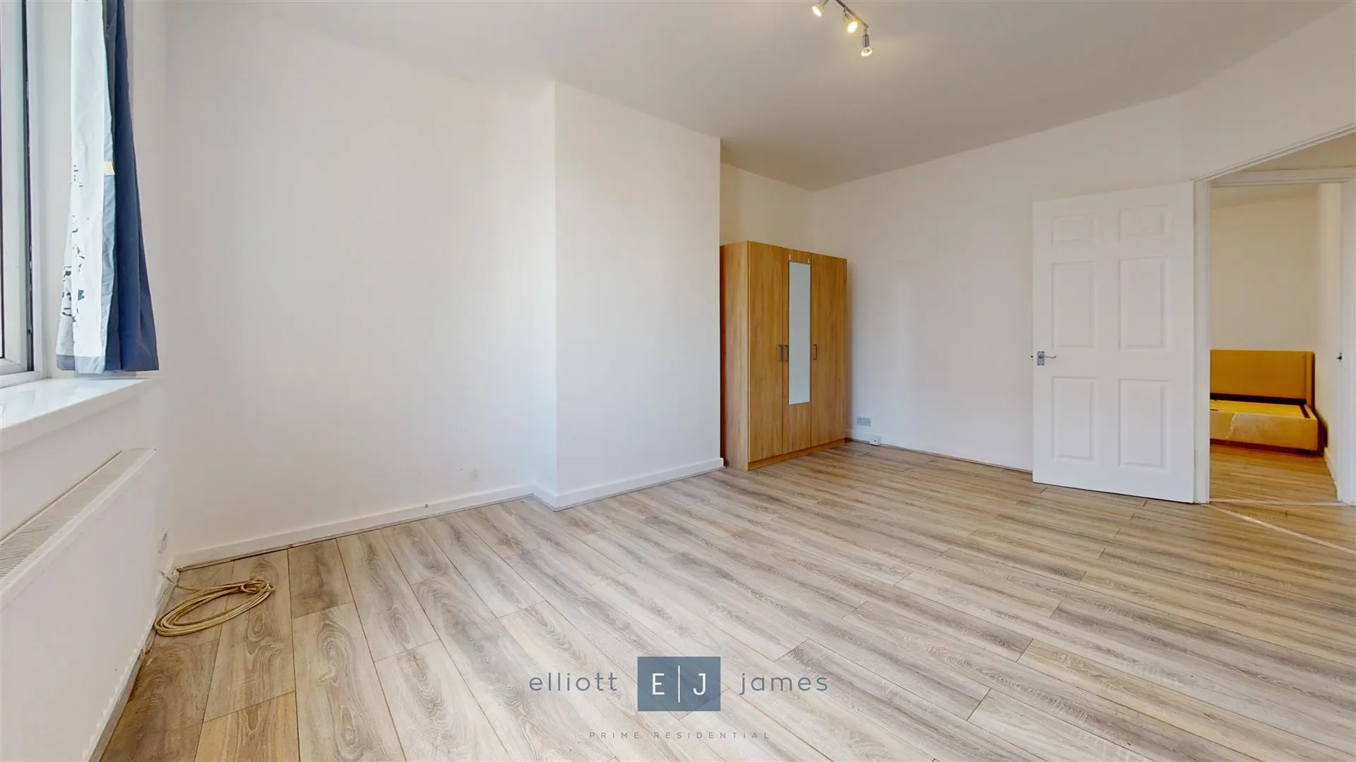 Flat High Road Leyton in Greater London