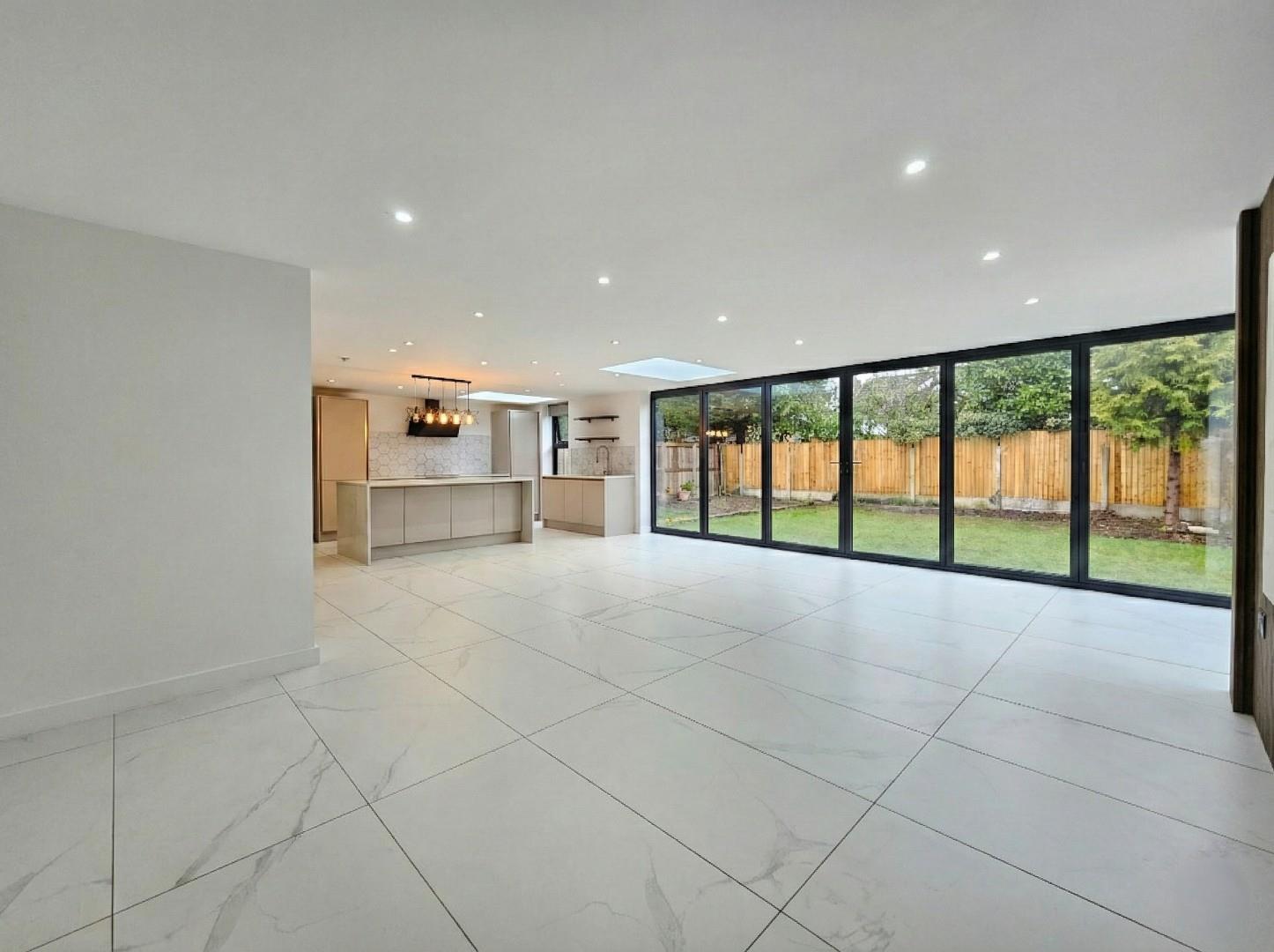 Flat Rushey Close in Trafford