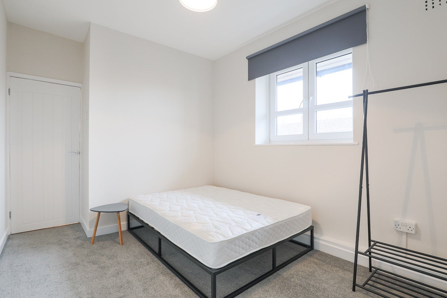Room Lilford Road in Greater London