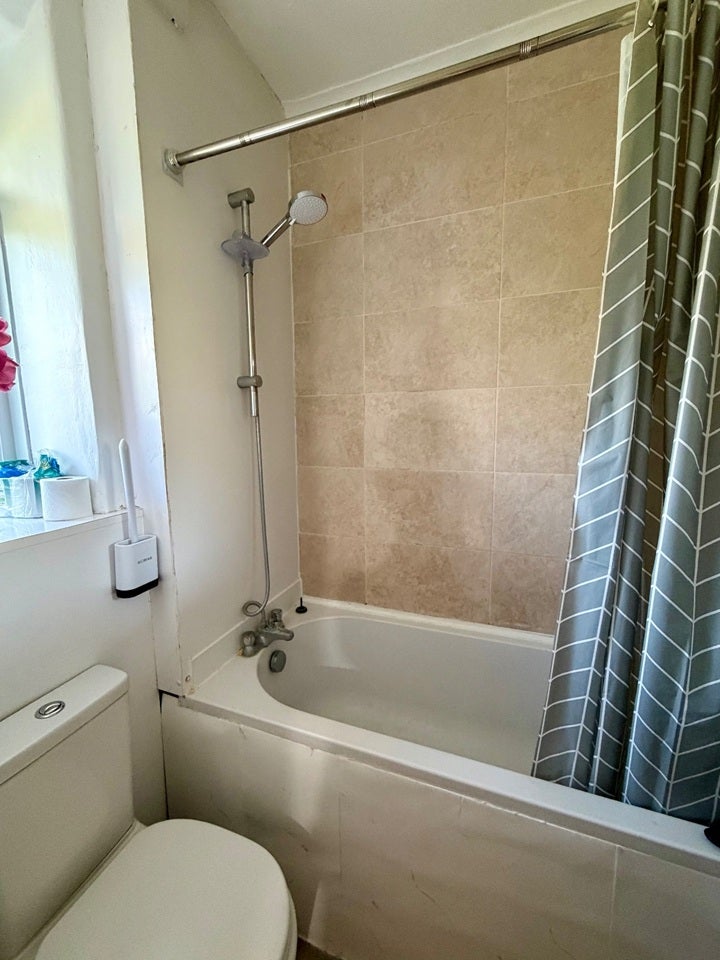 Room Lilford Road in Greater London