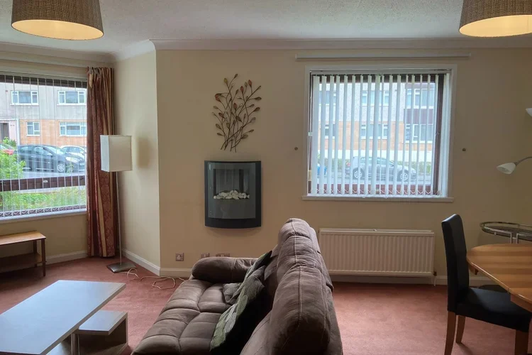 Flat Ascot Court in Glasgow