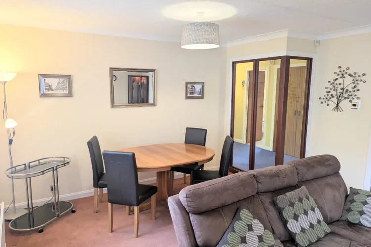 Flat Ascot Court in Glasgow
