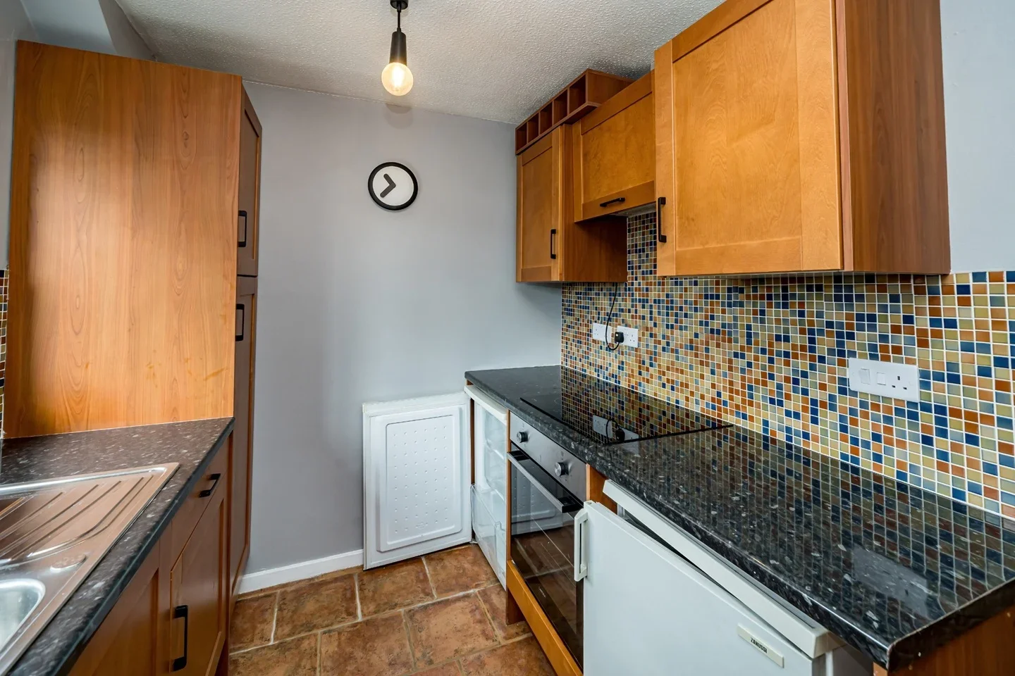 Flat Kaybridge Close in High Wycombe Community Board