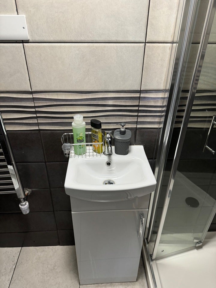 Room Ellel Grove in Liverpool