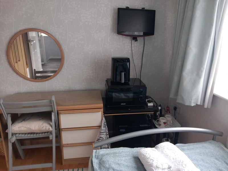 Room Woolacombe Close in Warrington