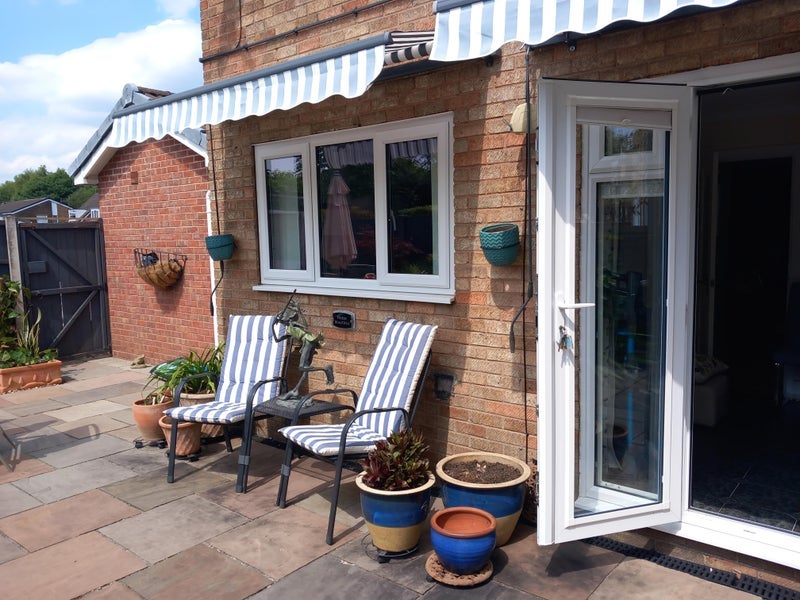 Room Woolacombe Close in Warrington