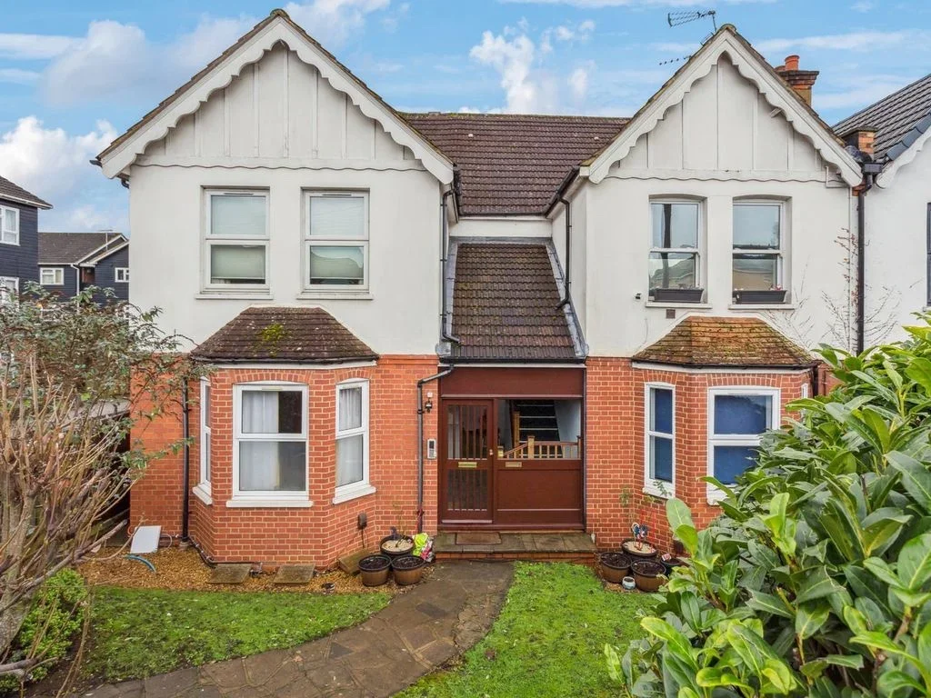 Flat Waller Drive in Greater London