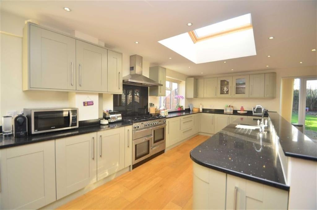 House Heathside in Greater London