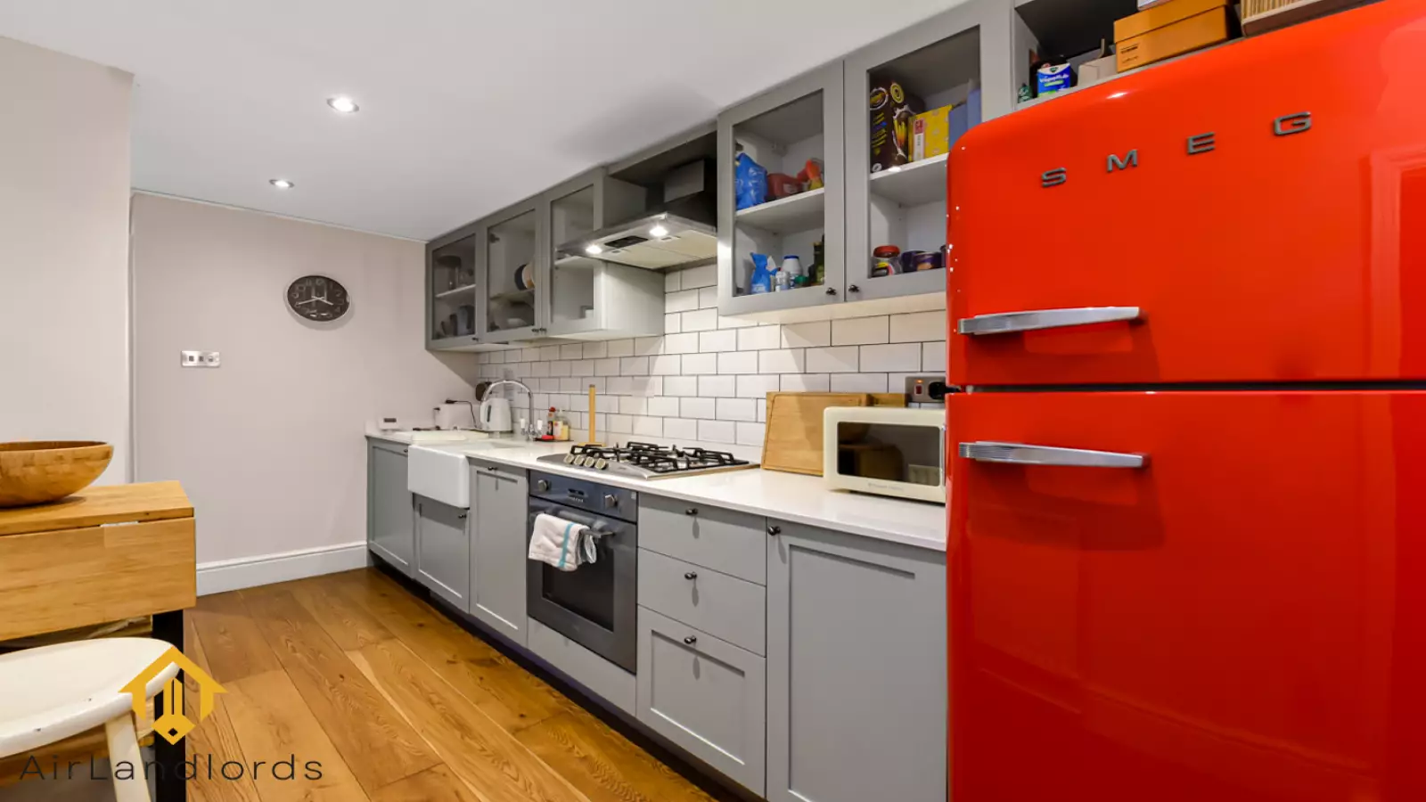 Flat Sandringham Road in Greater London