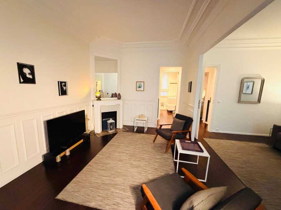 Appartement Rue Duvivier à Paris