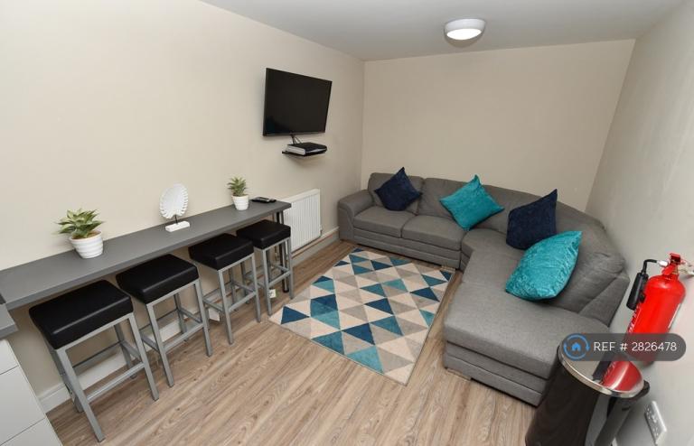 Room Moor Street in West Lancashire