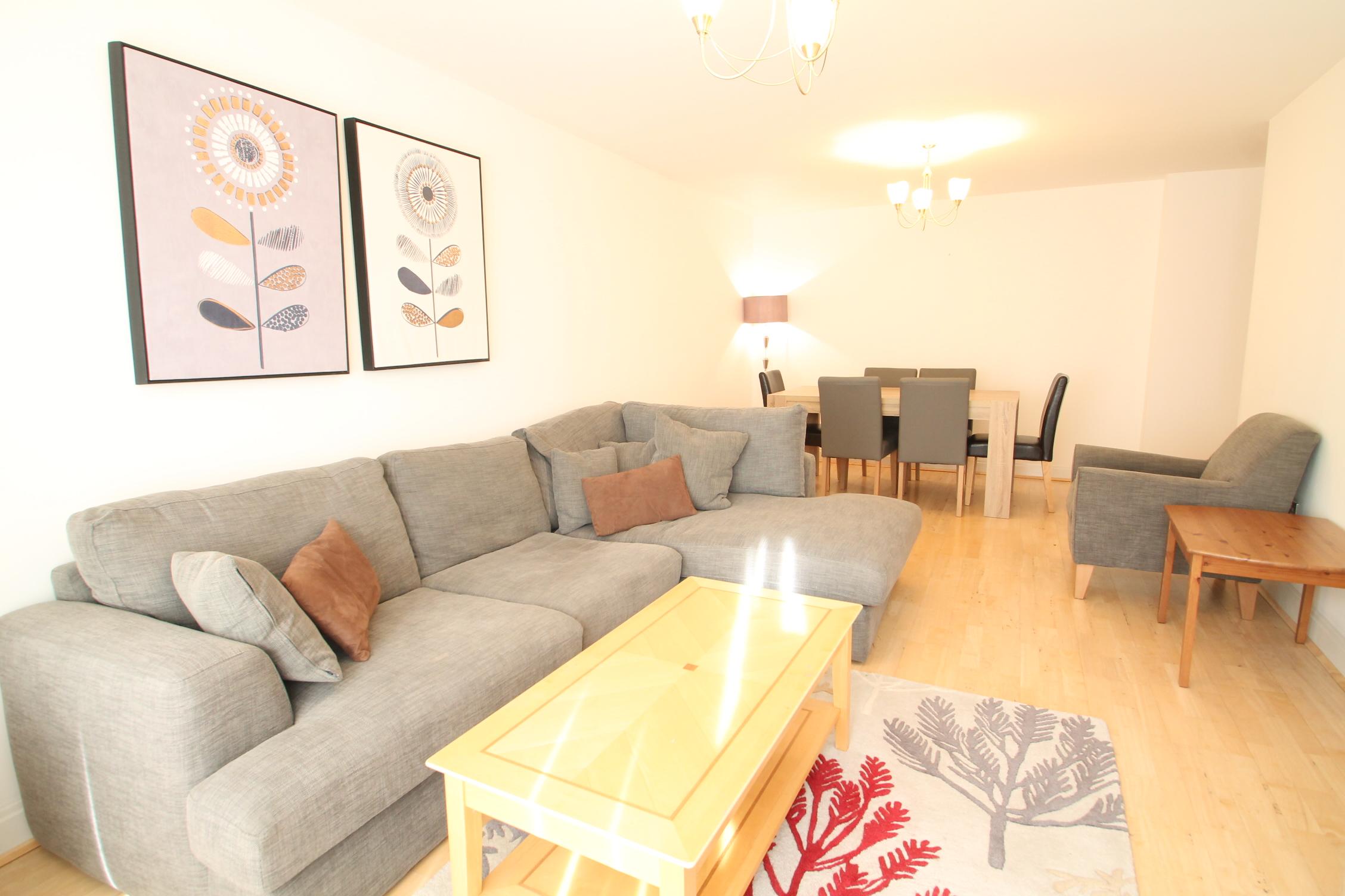 Flat Montaigne Close in City of Westminster
